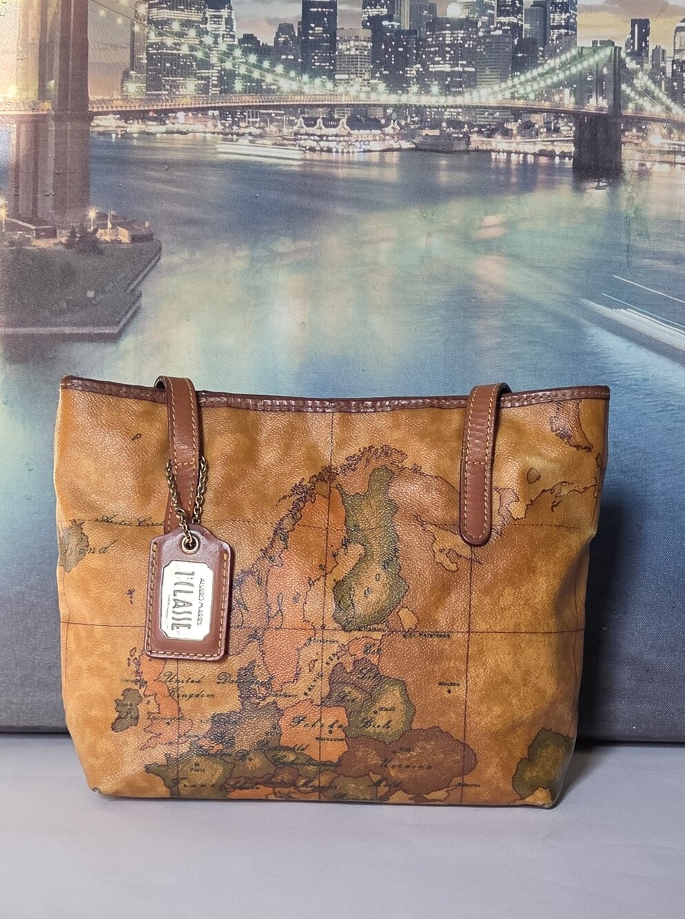 Alviero Martini 1A Classe Map Print Tote EUC - Picture 2 of 16